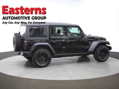 Used 2023 Jeep Wrangler Unlimited w/ Cold Weather Group AWD/4WD image 45