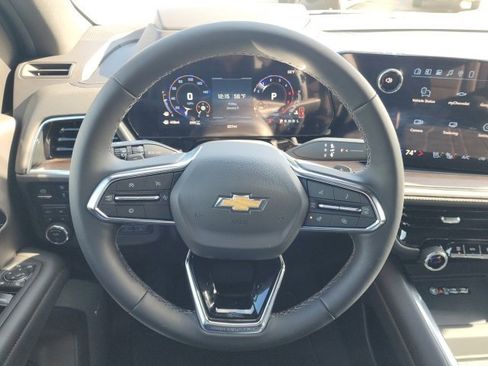 New 2026 Chevrolet Suburban High Country image 42