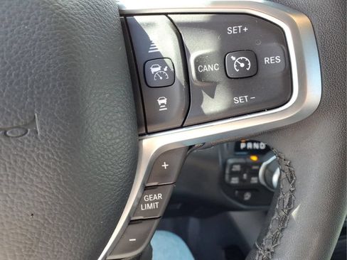 Used 2025 RAM 1500 Big Horn AWD/4WD image 20