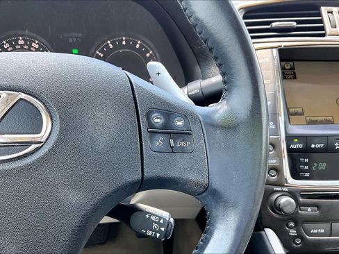 Used 2010 Lexus IS 350C RWD image 23