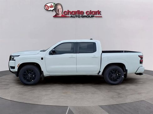 New 2026 Nissan Frontier SV image 2