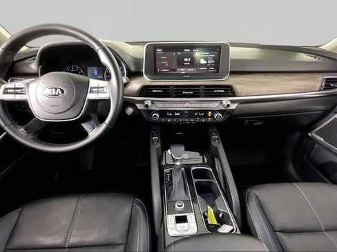 Used 2020 Kia Telluride EX w/ EX Premium Package FWD image 6