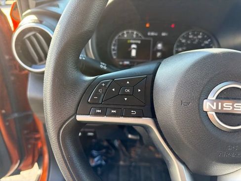 Used 2022 Nissan Kicks SV FWD image 18
