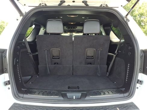 Used 2022 Dodge Durango R/T w/ Blacktop Package AWD/4WD image 19