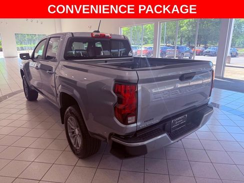 Used 2024 Chevrolet Colorado LT w/ LT Convenience Package II RWD image 5