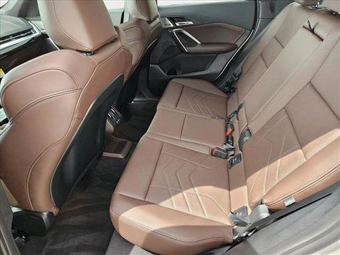 Used 2025 BMW X1 xDrive28i w/ Premium Package image 15