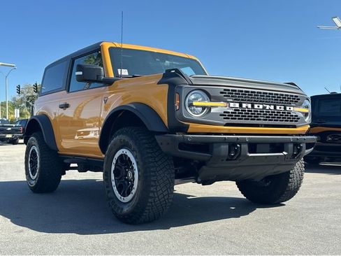Used 2021 Ford Bronco Badlands AWD/4WD image 3