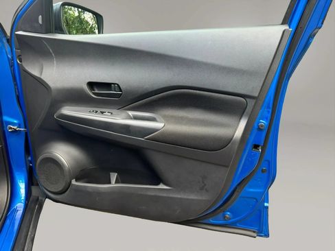 Used 2021 Nissan Kicks S FWD image 16