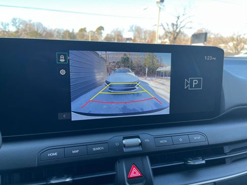 Used 2025 Kia K4 LXS image 22