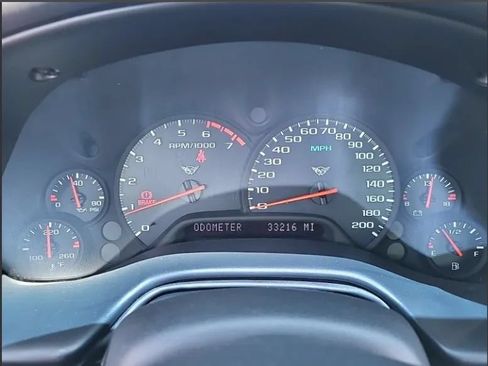 Used 2001 Chevrolet Corvette Coupe w/ Preferred Equipment Group2 RWD image 20
