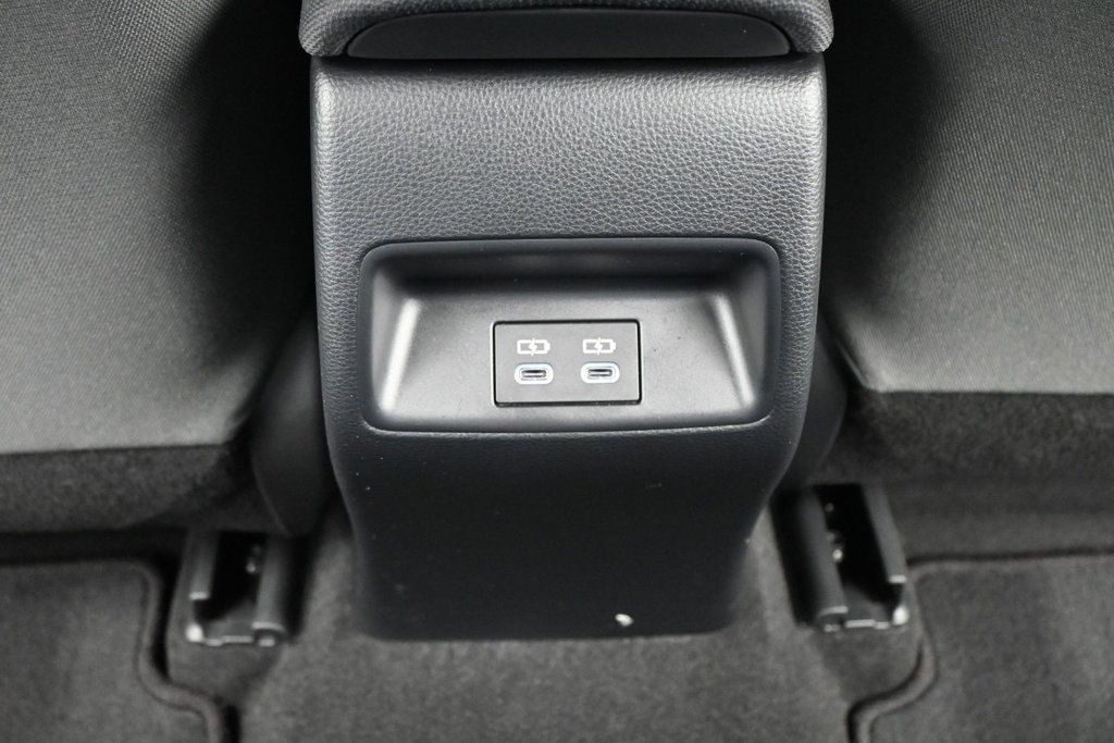 Used 2025 Toyota Corolla LE w/ Carpet Mat Package (TMS) FWD image 21