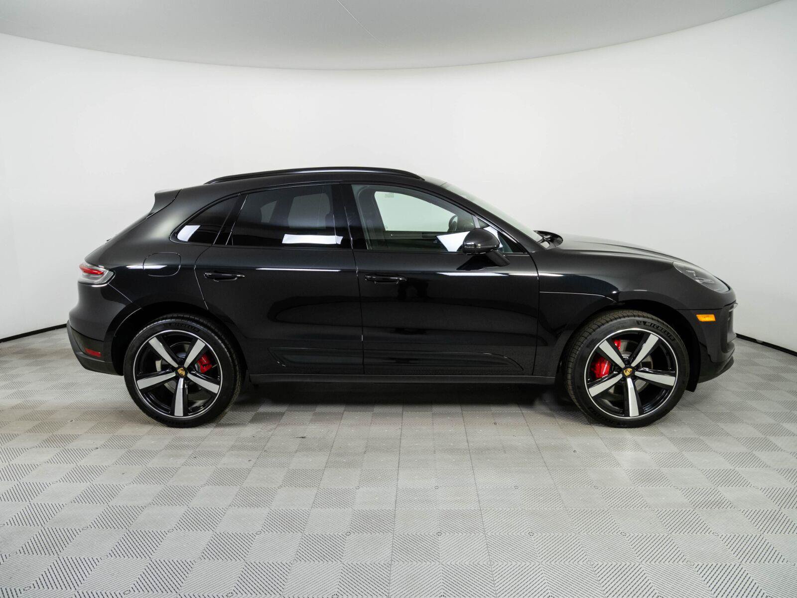 New 2026 Porsche Macan S AWD/4WD image 28