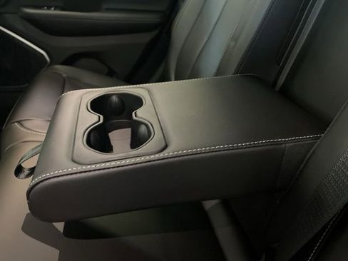 New 2026 Jeep Grand Cherokee Limited image 22