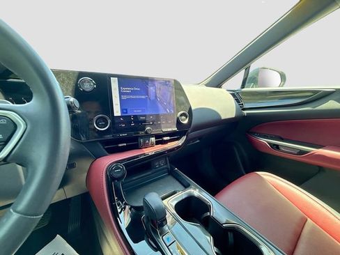 Used 2023 Lexus NX 250 FWD w/ Towing Package (2000 Lbs) image 26