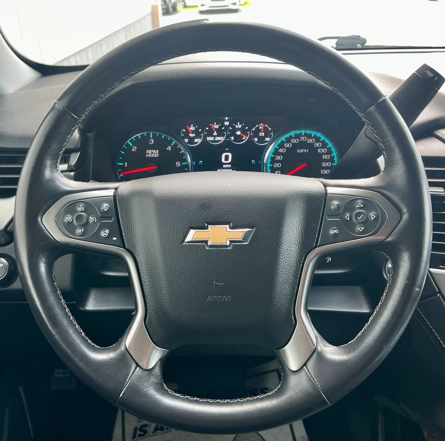 Used 2020 Chevrolet Suburban Premier AWD/4WD image 19