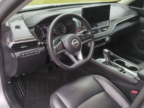 Used 2023 Nissan Altima 2.5 SL FWD image 29