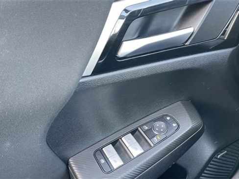 Used 2025 Mitsubishi Outlander ES image 13