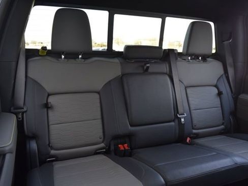 Used 2025 Chevrolet Silverado 2500 ZR2 w/ ZR2 Bison Edition image 32