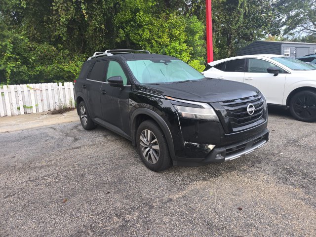 Certified 2024 Nissan Pathfinder SL w/ Lighting Package (N92) AWD/4WD image 1