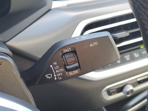 Certified 2023 BMW X6 xDrive40i w/ M Sport Package image 17