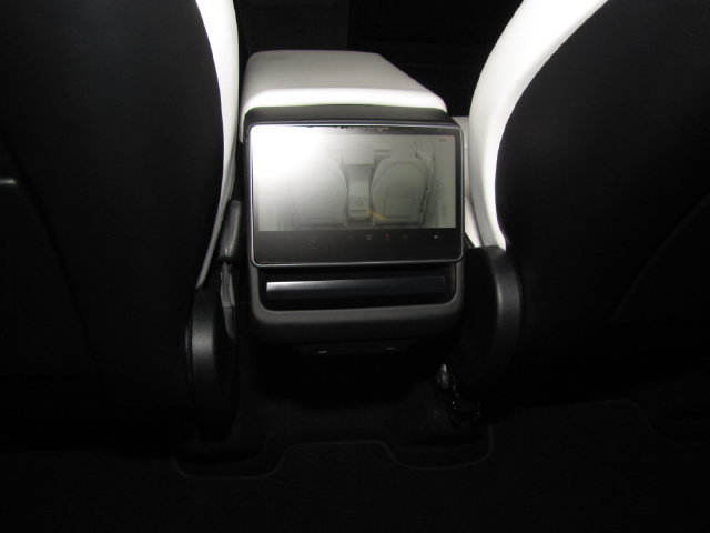 Used 2026 Tesla Model Y Long Range AWD/4WD image 34
