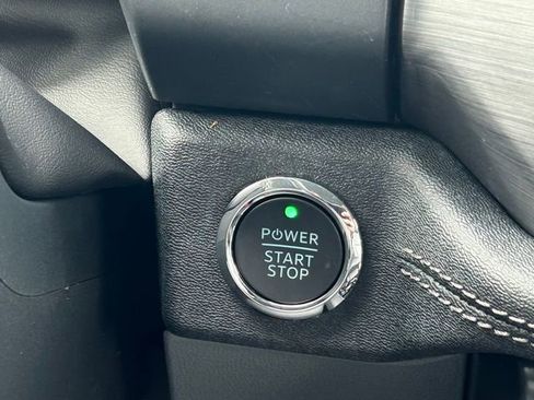 New 2025 Ford F150 Lightning Flash AWD/4WD image 20