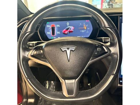 Used 2018 Tesla Model X 75D image 26