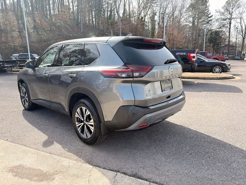 Used 2021 Nissan Rogue SV image 5