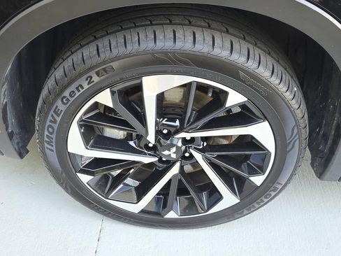 Used 2024 Mitsubishi Outlander SE Black Edition AWD/4WD image 40
