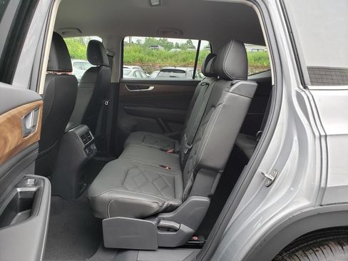 New 2026 Volkswagen Atlas SE AWD/4WD image 7