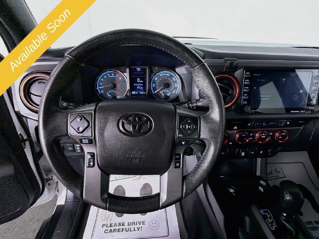 Used 2021 Toyota Tacoma TRD Off-Road AWD/4WD image 11