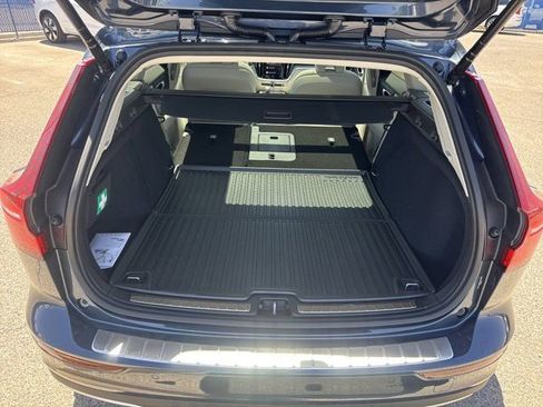 New 2025 Volvo V60 B5 Cross Country Plus w/ Protection Package Premier image 7