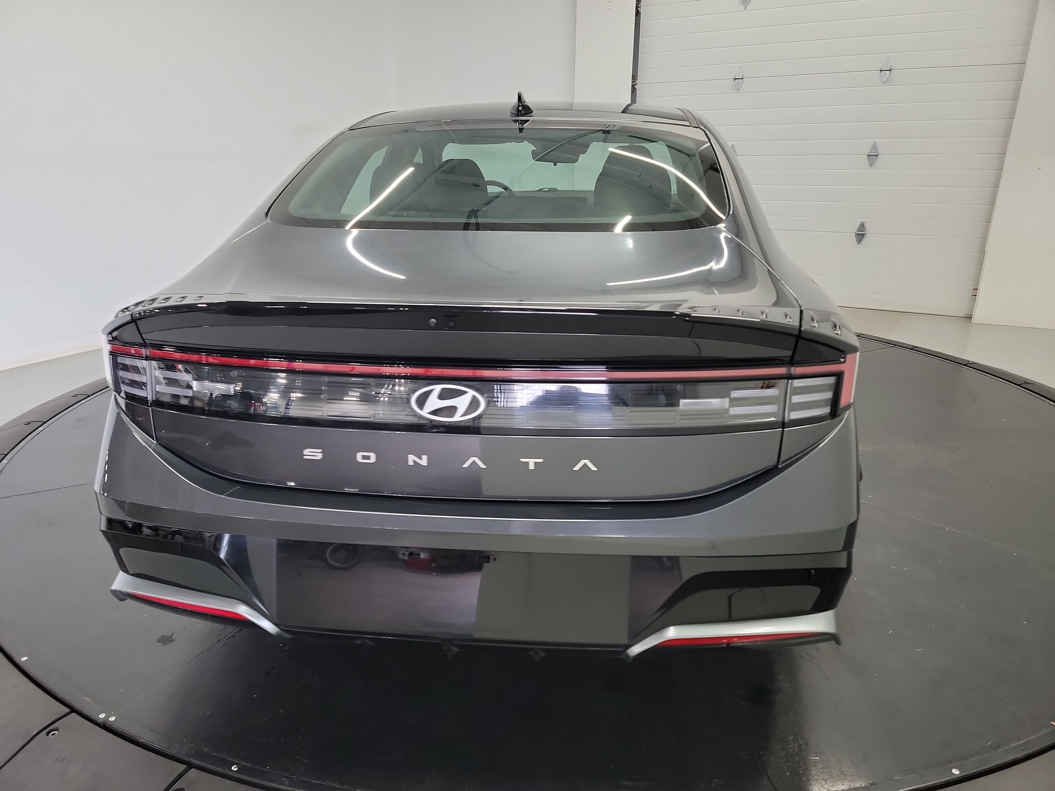 Used 2024 Hyundai Sonata SEL FWD image 13