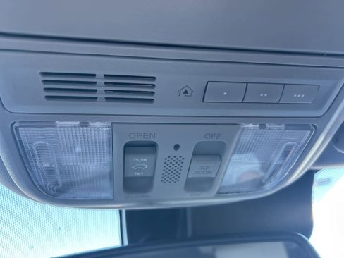 Used 2017 Honda Pilot Touring image 56