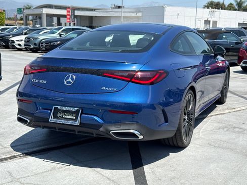 Used 2025 Mercedes-Benz CLE 300 4MATIC Coupe image 11