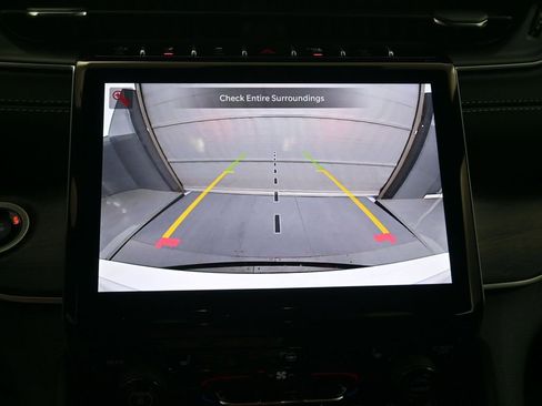 New 2025 Jeep Grand Cherokee L Limited w/ Black Appearance Package image 7