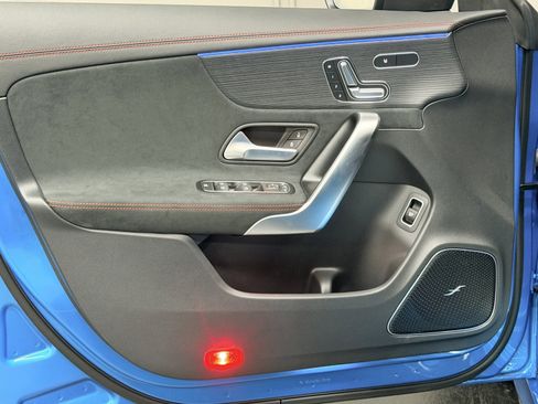 New 2025 Mercedes-Benz CLA 35 AMG 4MATIC image 19