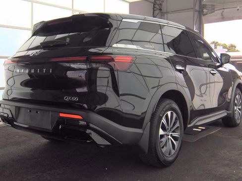 Certified 2023 INFINITI QX60 Pure FWD image 4