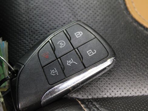 Used 2023 GMC Yukon XL AT4 w/ AT4 Premium Package image 23