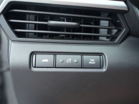 Used 2025 Nissan Altima 2.5 SV FWD image 34