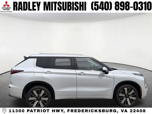 New 2026 Mitsubishi Outlander SEL AWD/4WD image 6