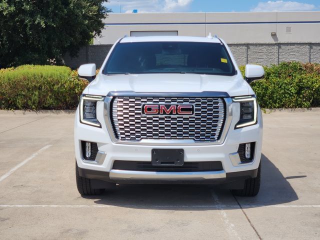 Used 2024 GMC Yukon XL Denali RWD image 11