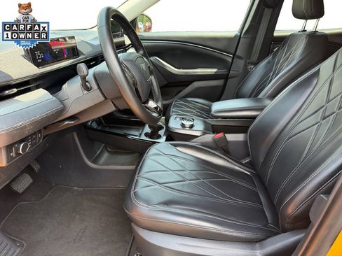 Used 2022 Ford Mustang Mach-E Select RWD image 9
