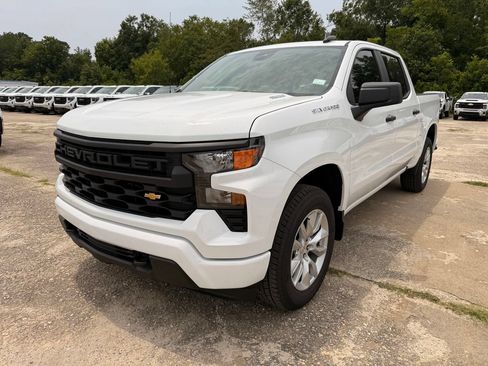 New 2026 Chevrolet Silverado 1500 Custom RWD image 1