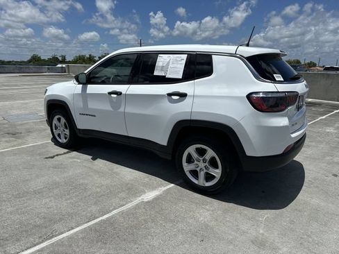 Used 2023 Jeep Compass Sport AWD/4WD image 32