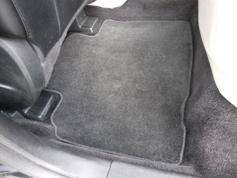 Used 2017 Ford Edge Titanium w/ Technology Package image 38