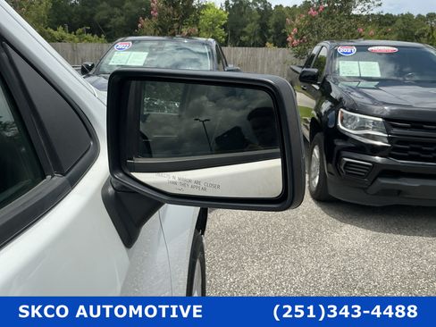 Used 2022 Chevrolet Silverado 1500 Custom w/ Safety Confidence Package RWD image 10