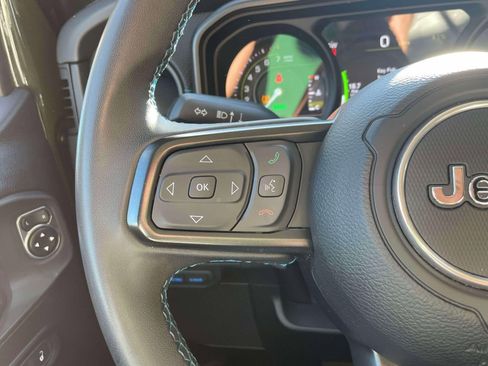 Used 2024 Jeep Wrangler Unlimited Rubicon 4xe image 22