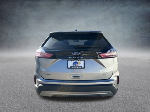 Used 2024 Ford Edge SEL image 4