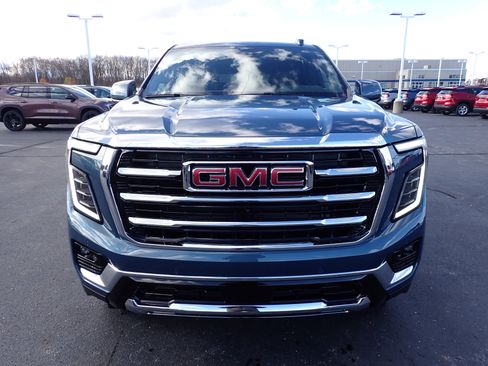 New 2026 GMC Yukon Elevation image 2